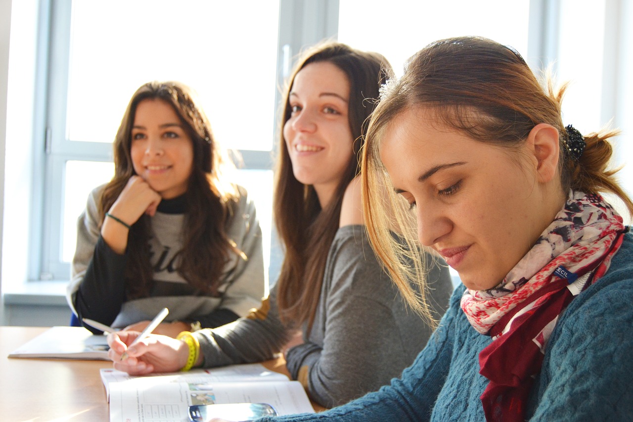 Trabajos para mujeres de lunes a viernes sin experiencia